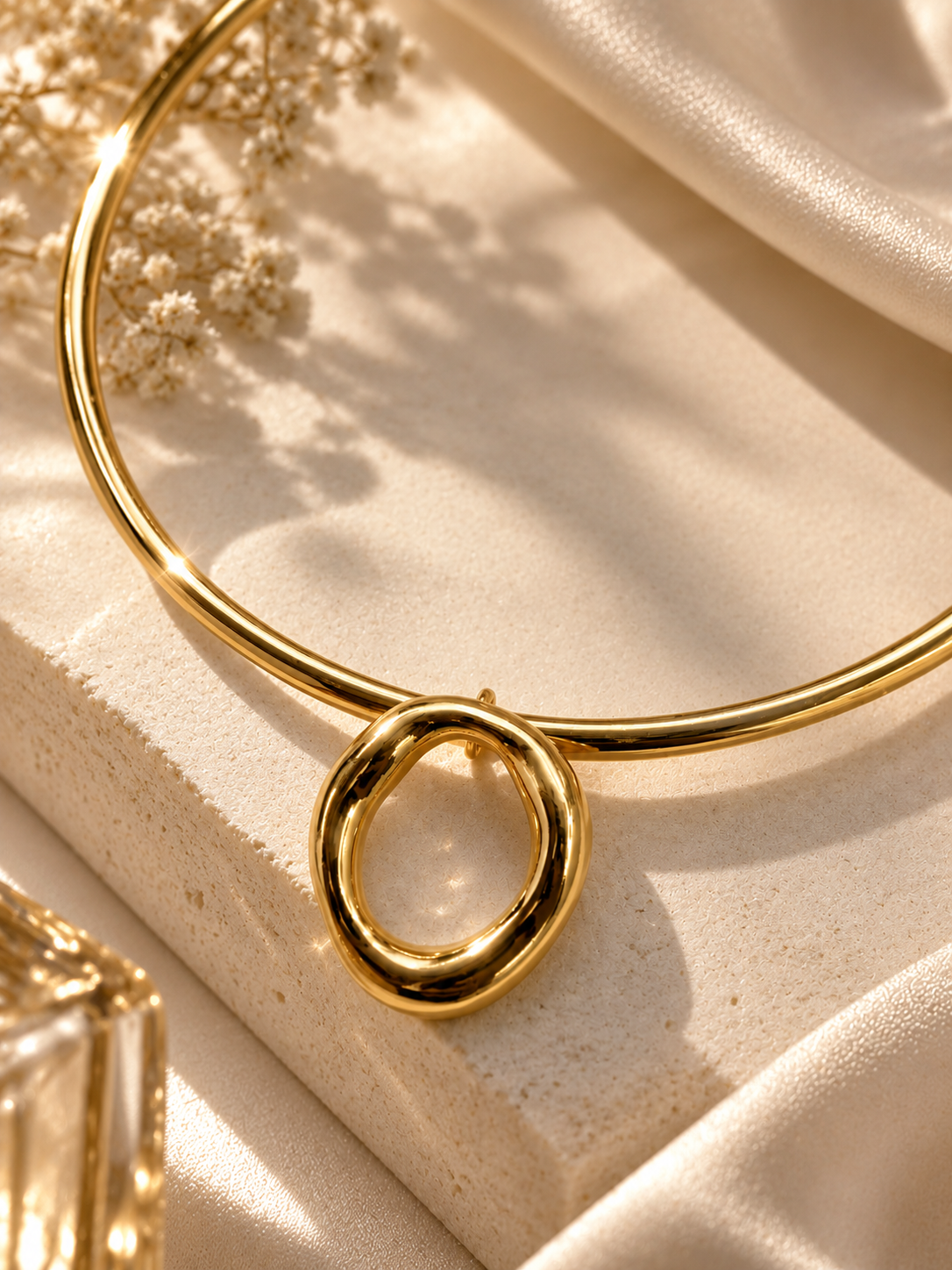 Scuplted Oval Set